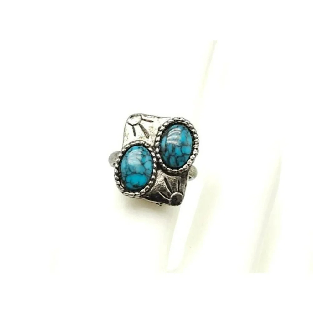 Faux Blue Turquoise Southwest Silver Tone Vintage 1970s Square Ring Size 7.25
